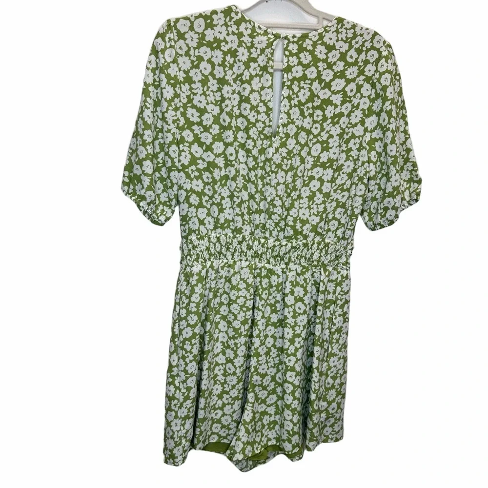 Heartloom Revolve Emory Floral Romper Size Small